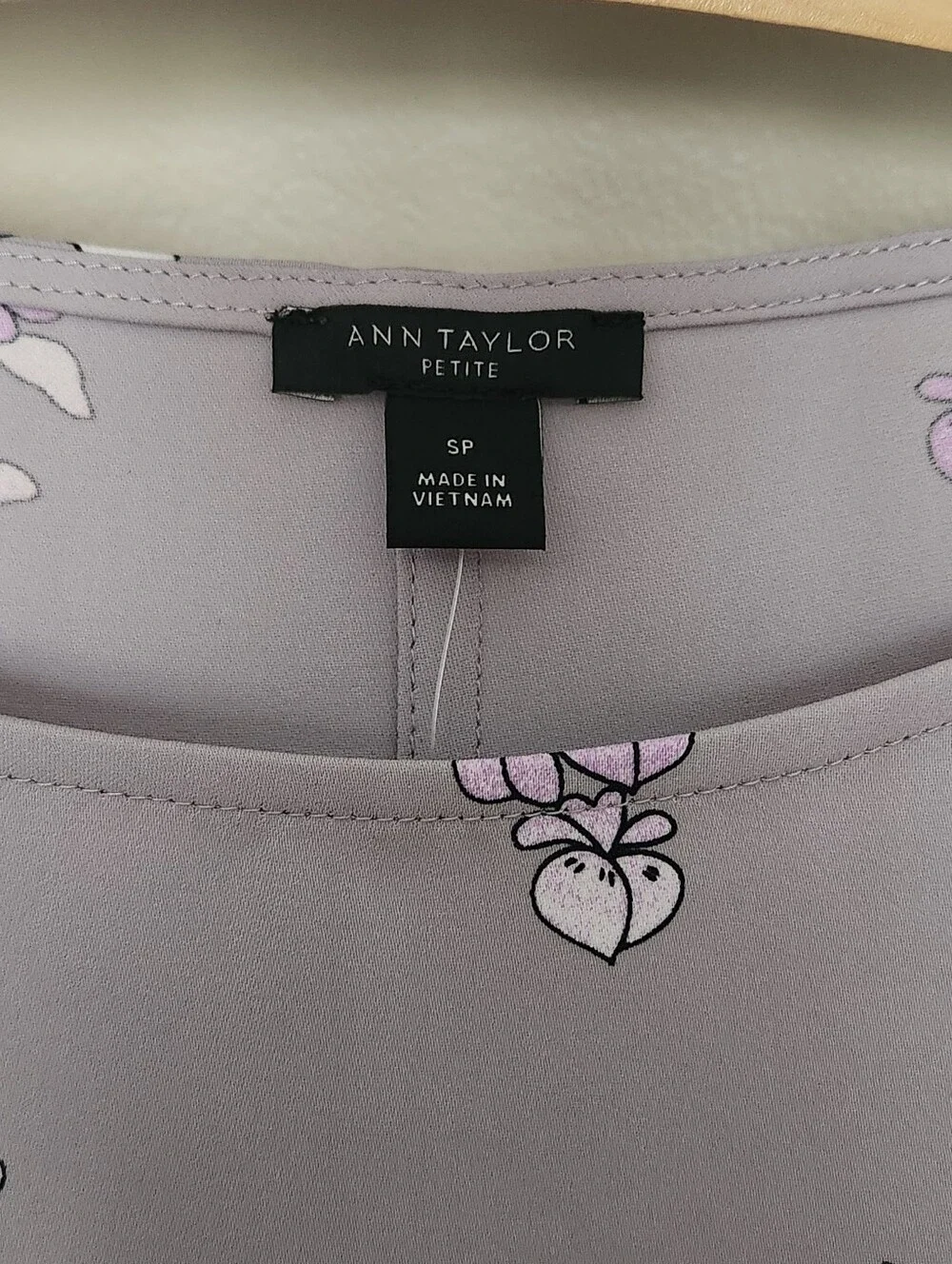 Ann Taylor Bell Sleeve Blouse With Floral Prints -GRAY -SP